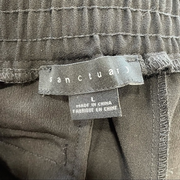 Sanctuary - Picture 15 of 16